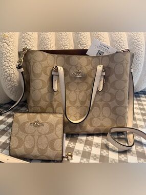 COACH Signature Canvas Mollie Tote in Khaki/Chalk & COACH Signature Snap Wallet